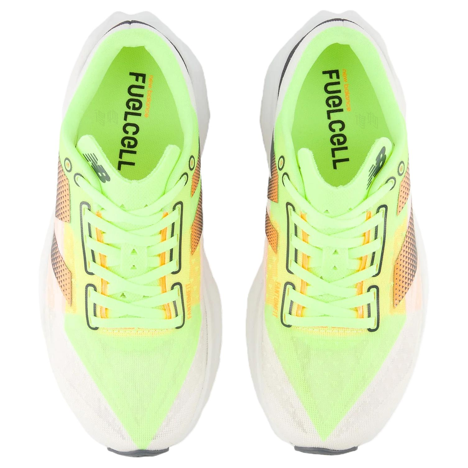 Женские кроссовки New Balance FuelCell Rebel v4 (серые) — фото 5