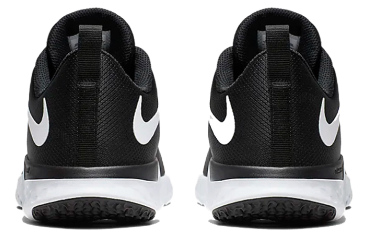 Мужские кроссовки Nike Renew Retaliation Tr (черно-белые) — фото 4