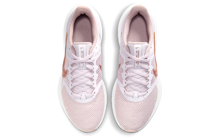 Женские кроссовки Nike Downshifter 11 (розово-золотые) — фото 4