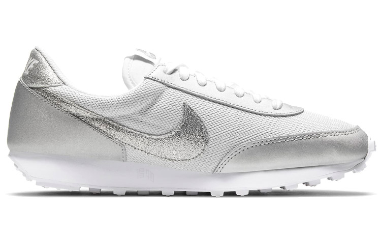Женские кроссовки Nike Daybreak (серебристо-серые) — Серебристый / серый — фото 2