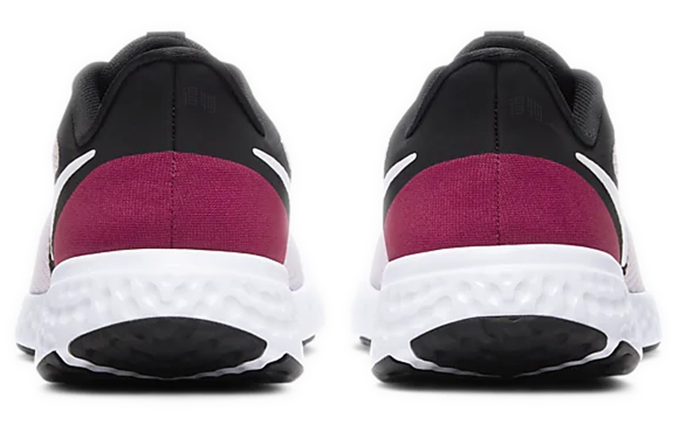 Женские кроссовки Nike REVOLUTION 5 (черно-фиолетовые) — фото 4