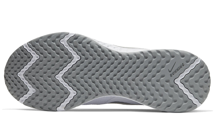 Женские кроссовки Nike REVOLUTION 5 (серо-белый) — Серый / белый — фото 5