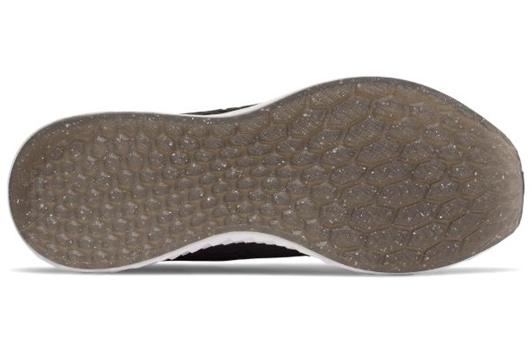 Женские кроссовки New Balance 680 V3 Fresh Foam Cruz (черно-белые) — фото 4
