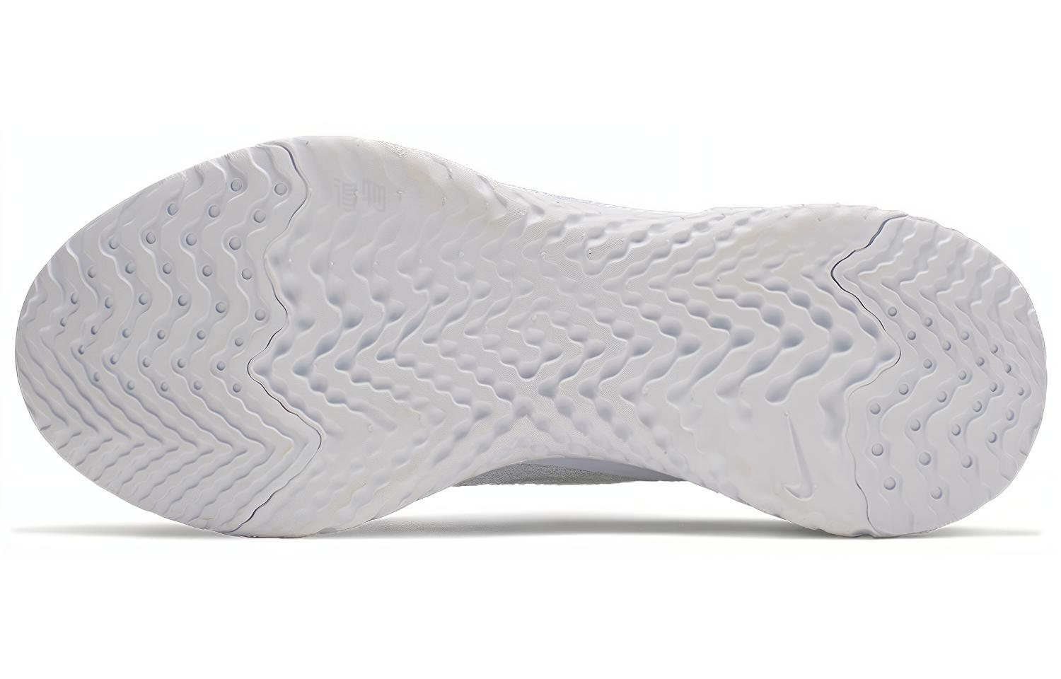 Женские кроссовки Nike Epic React Flyknit (белые) — Белый — фото 5