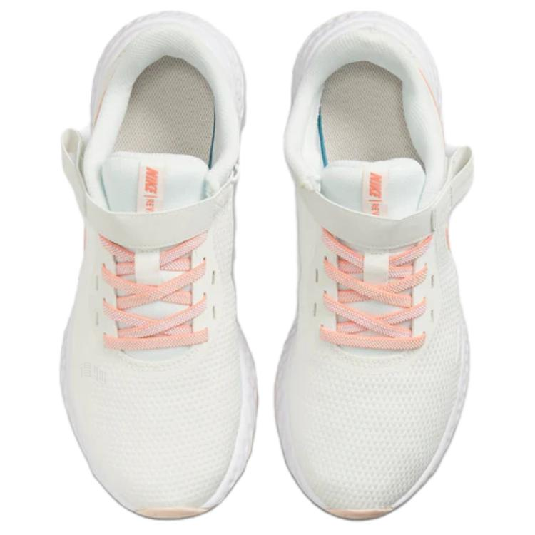 Женские кроссовки Nike REVOLUTION 5 FlyEase (бело-оранжевые) — 白色/珍珠橙/白色/深红色 — фото 4