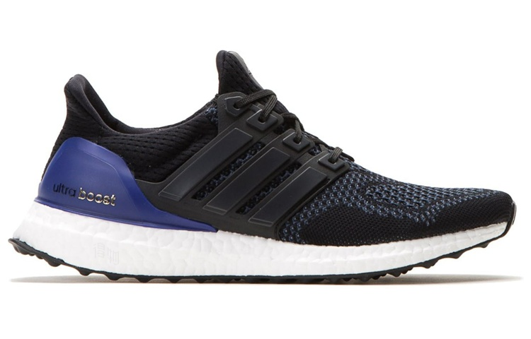 Женские кроссовки adidas ULT Boost OG (черно-синие) — фото 2
