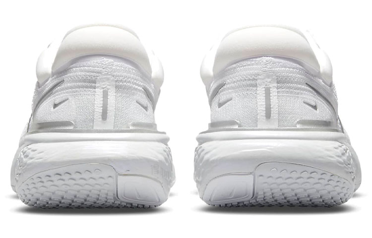 Женские кроссовки Nike Invincible Run 1 (бело-серебряные) — фото 5