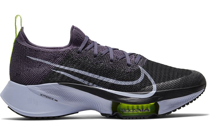 Женские кроссовки Nike Air Zoom Tempo Next% (черно-фиолетовые) — фото 2