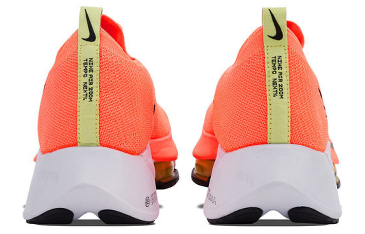 Мужские кроссовки Nike Air Zoom Tempo Next% FK (оранжевые) — Оранжевый — фото 4