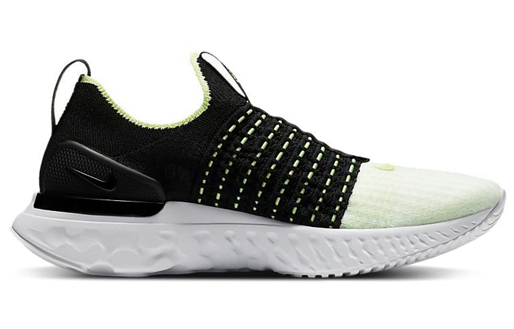 Женские кроссовки Nike React Phantom Run Flyknit 2 (черный / белый / зеленый) — Чёрный / белый / зелёный — фото 2