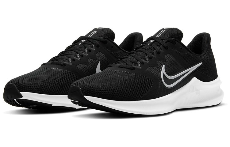 Мужские кроссовки Nike Downshifter 11 (черно-белые) — фото 3