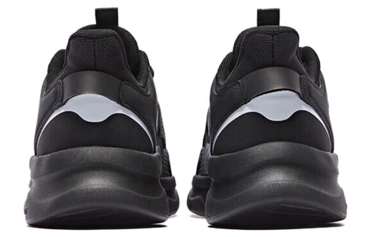 QIAODAN Comfortable Abrasion Resistant Breathable Low top Running Shoes Men’s Black White