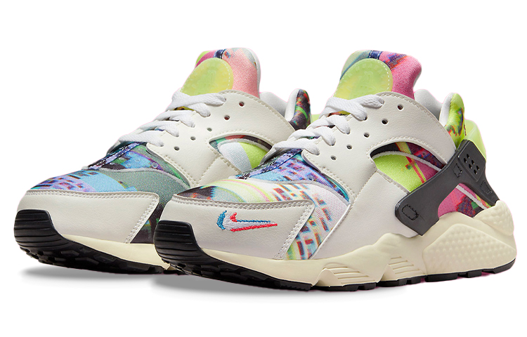 Nike Air Huarache Pixel Game Women’s