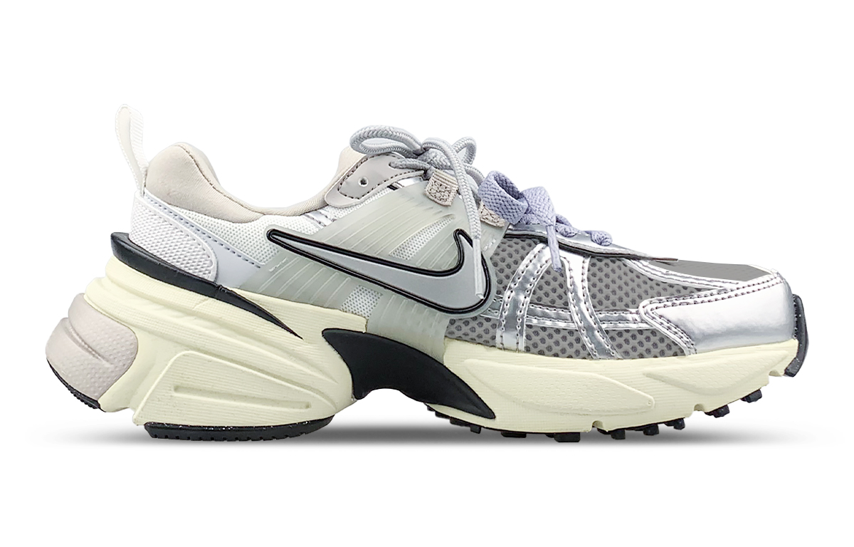 Nike V2K Run Low top Running Shoes Women’s White