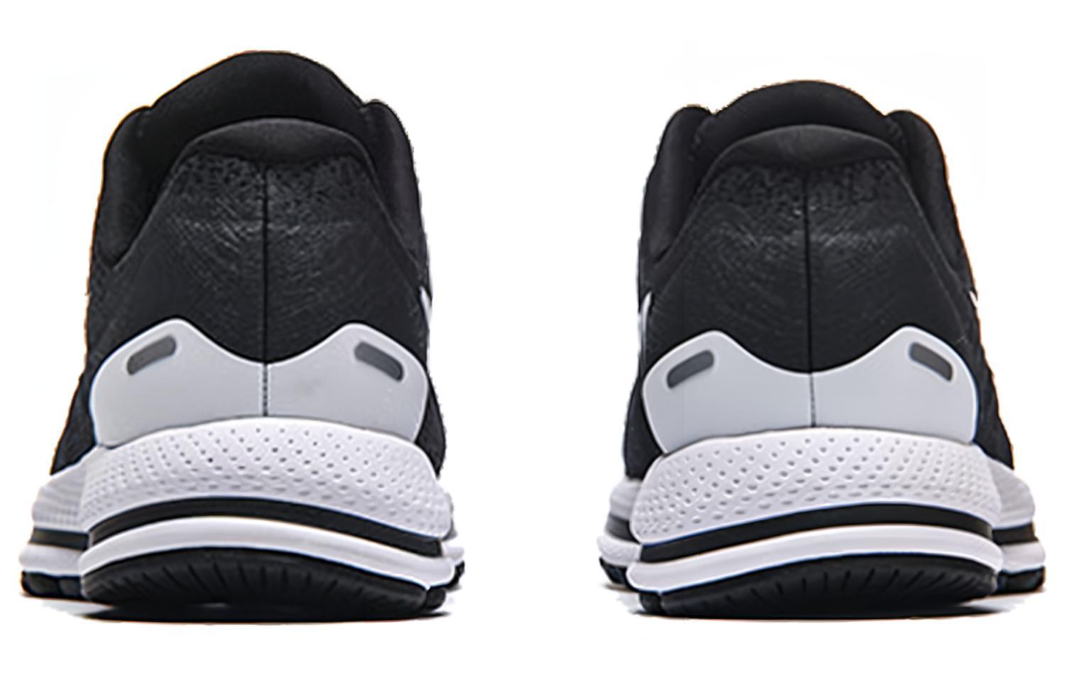 Женские кроссовки Nike Air Zoom Vomero 13 (черно-белые) — фото 4