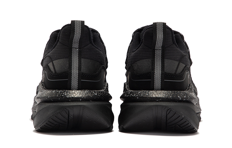 361° Fiery Fall Winter Abrasion Resistant Low top Running Shoes Men’s Obsidian Black/Smoke Gray