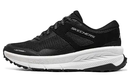 Skechers Switch Back Lace Up Low top Running Shoes Women's Black White