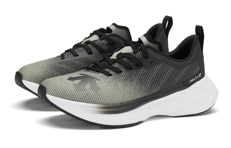 DESCENTE RUNNING Breathable And Resilient Low top Running Shoes Women’s Black