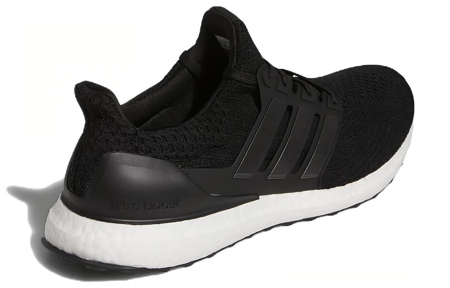 Кроссовки adidas ULT (черно-белые) — фото 4