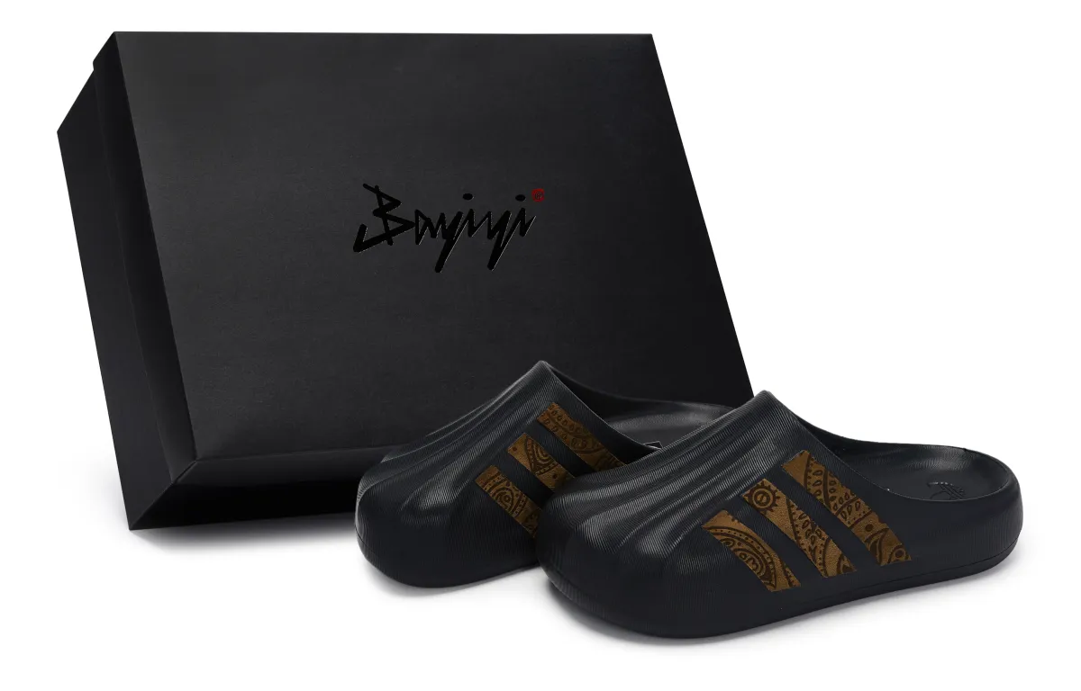 Adidas Originals AdiFOM Superstar Abrasion-Resistant Closed Toe Slippers Unisex Black Brown
