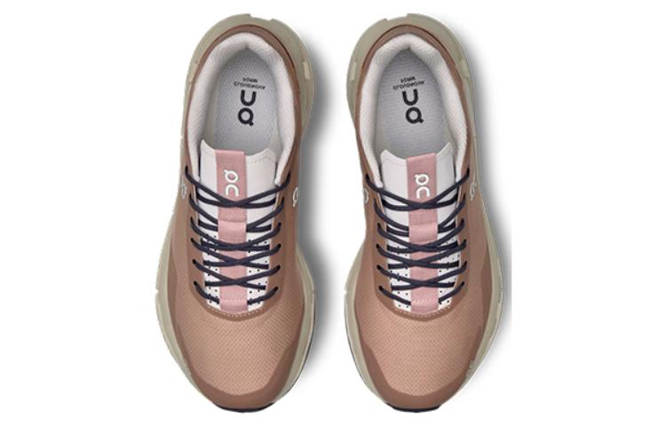 On Women’s Cloudnova Form ‘Rosebrown’