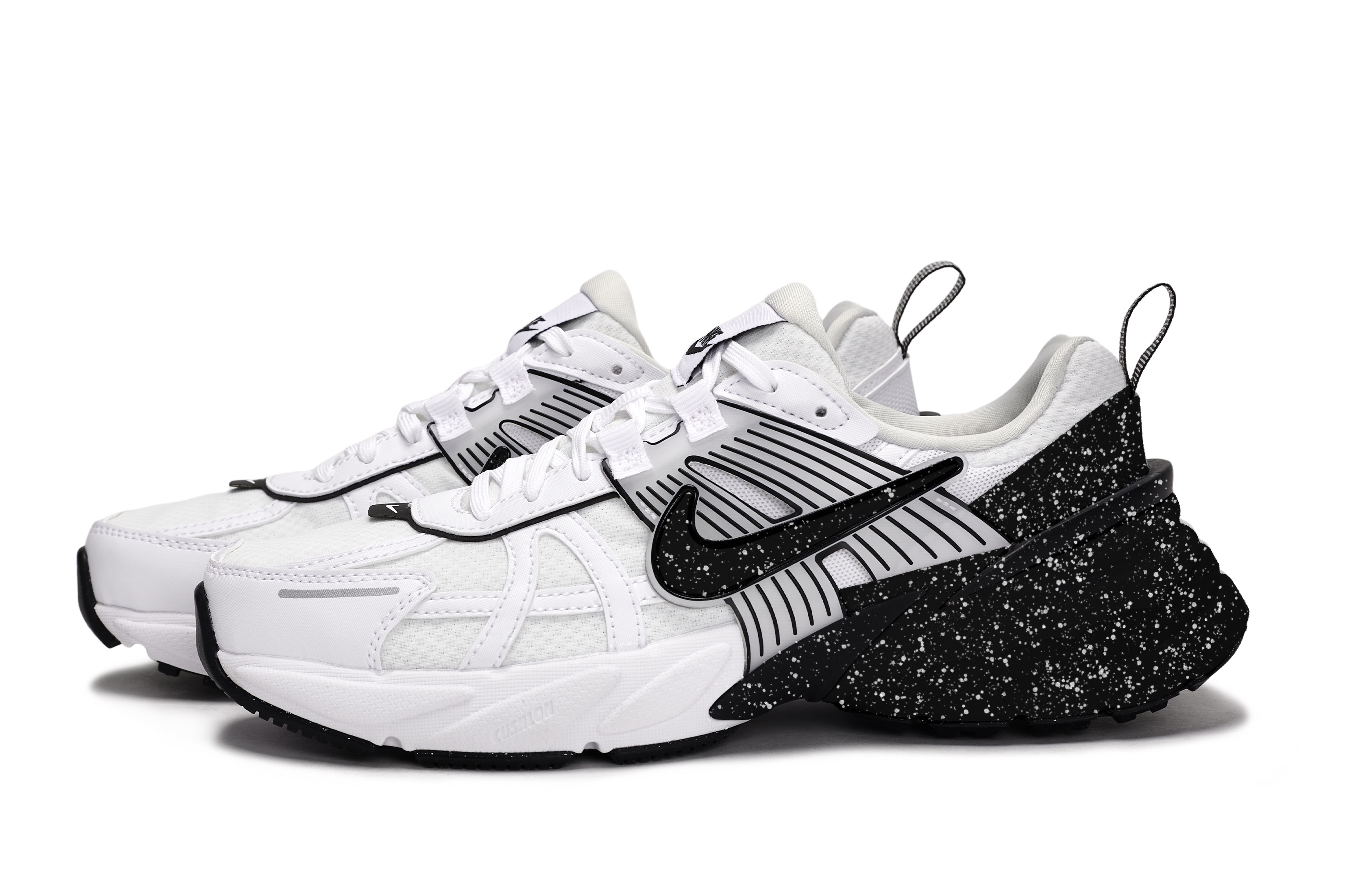 Nike V2K Run Slip Resistant Abrasion Resistant Slip Resistant Abrasion Resistant Low top Running Shoes Women’s
