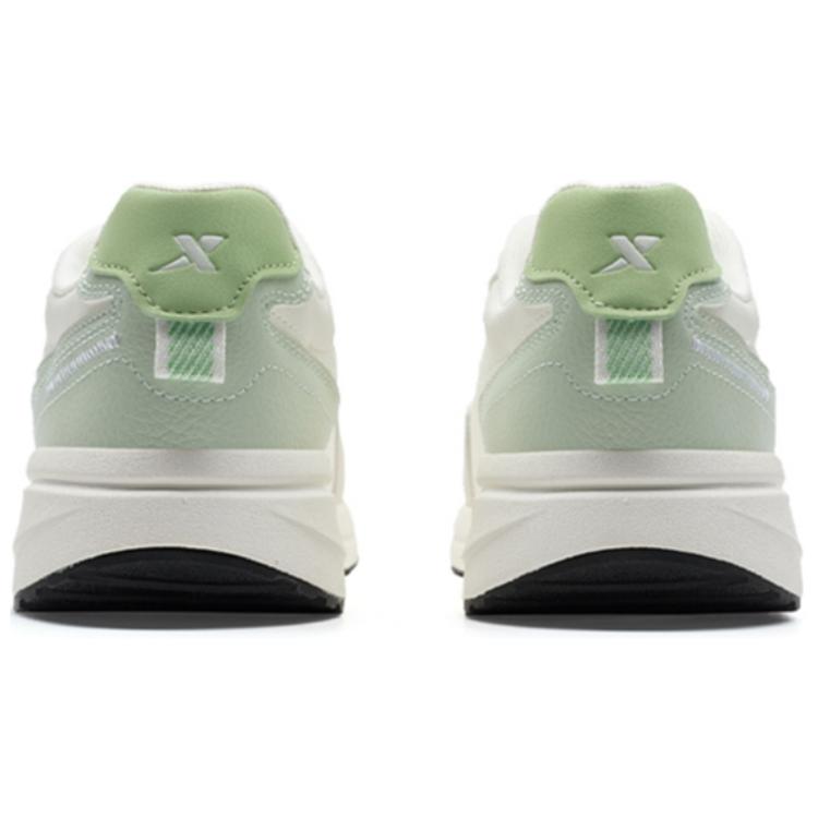 XTEP Slip Resistant Abrasion Resistant Low top Casual Running Shoes Women’s White Beige Green