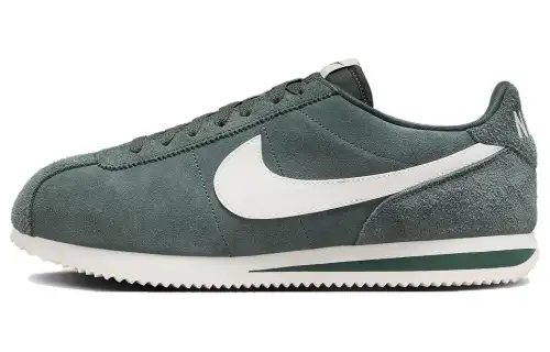 Nike Cortez Vintage Green