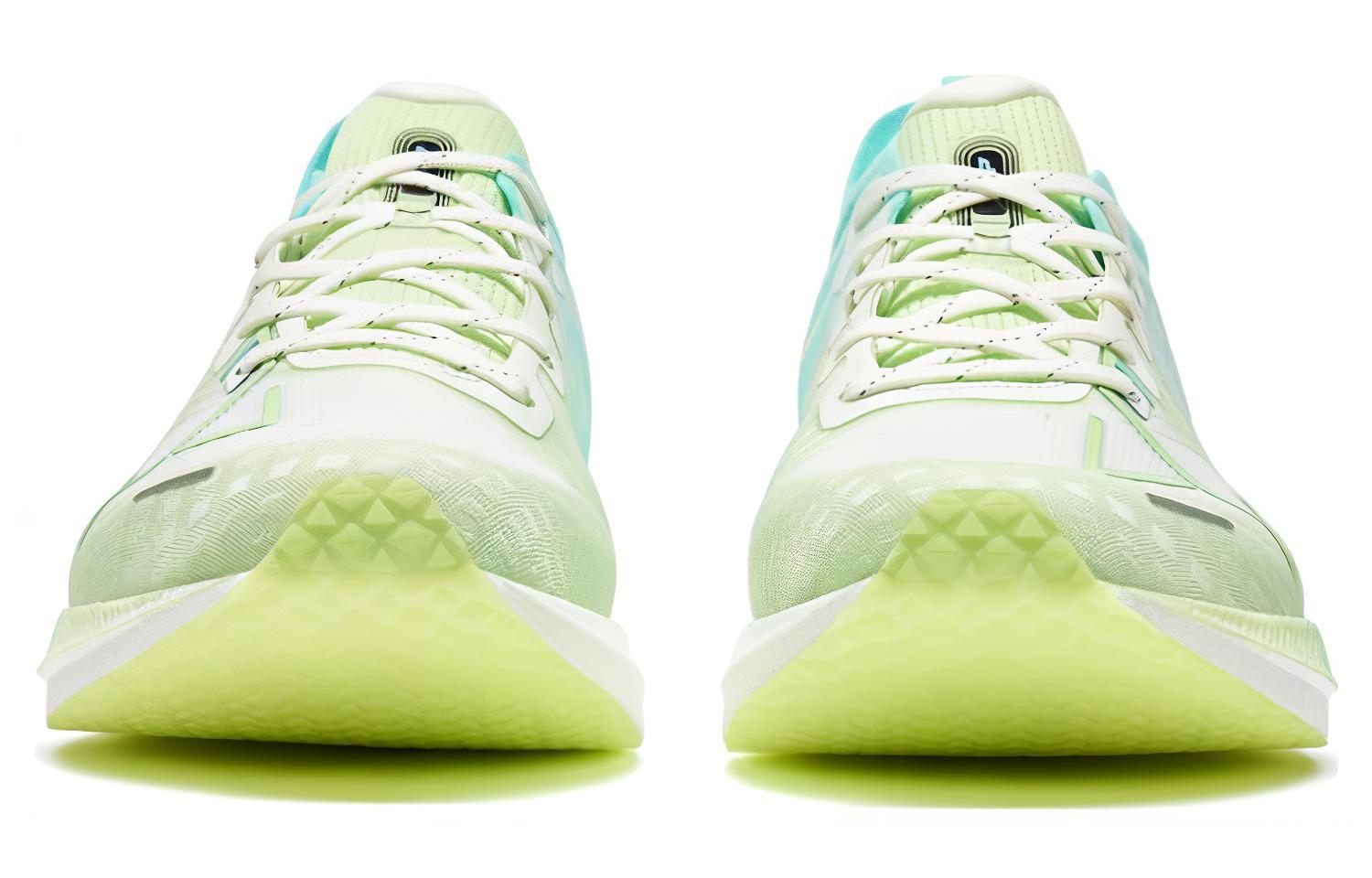 XTEP 2000km 1.0 Casual Cushioning Slip Resistant Abrasion Resistant Lightweight