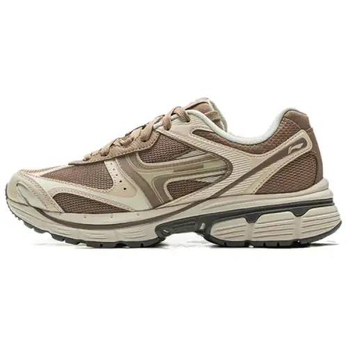 Li Ning Pentium P1000 Comfortable And Trendy Slip Resistant Abrasion Resistant Coverage