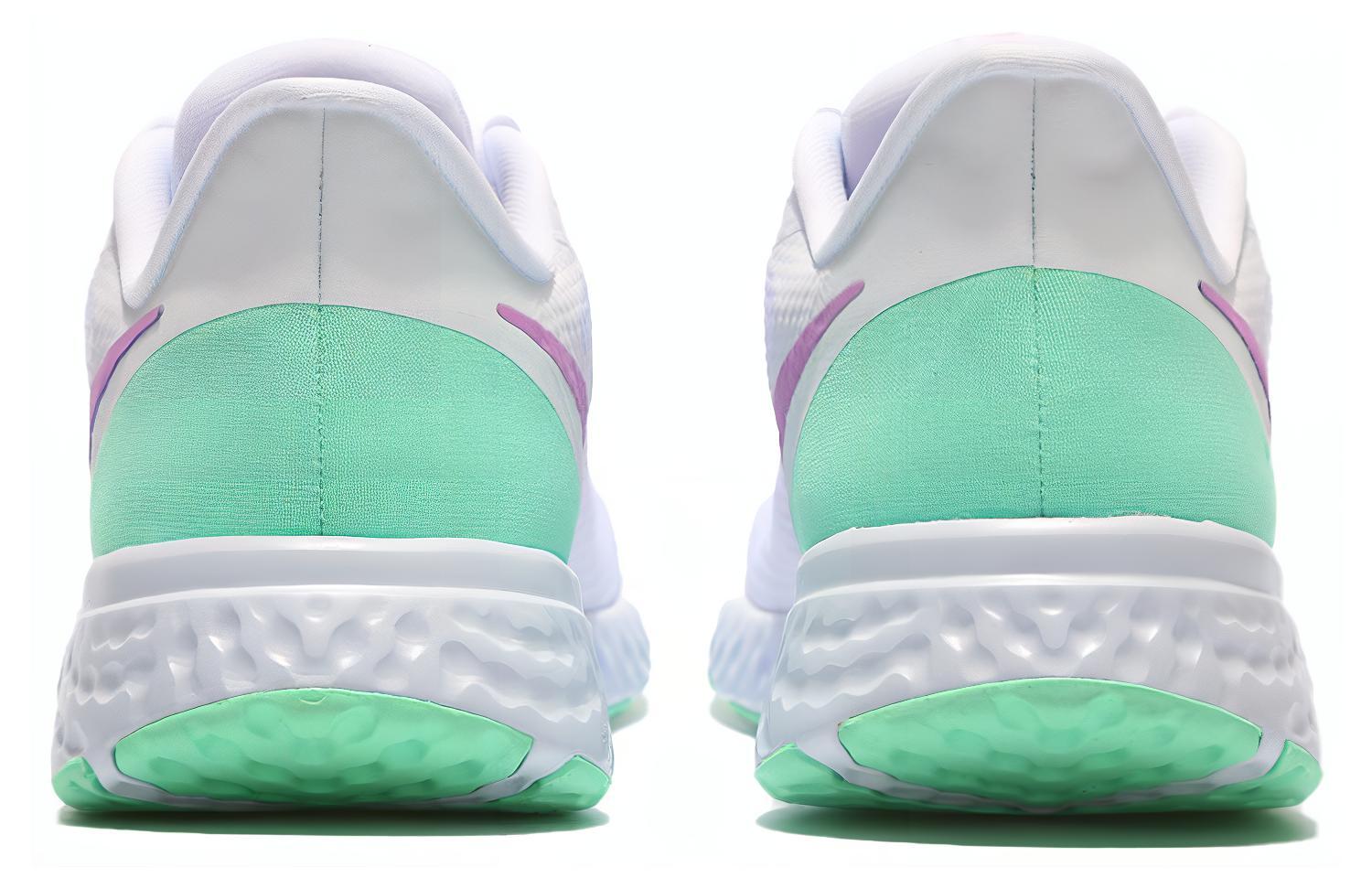 Женские кроссовки Nike REVOLUTION 5 (бело-голубо-фиолетовые) — 白色/冲击紫/光辉绿/足球灰 — фото 5