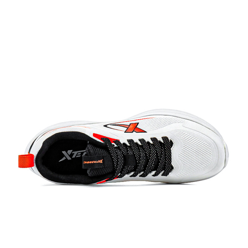 XTEP Cushioning Waterproof Low top Running Shoes Men’s White Orange
