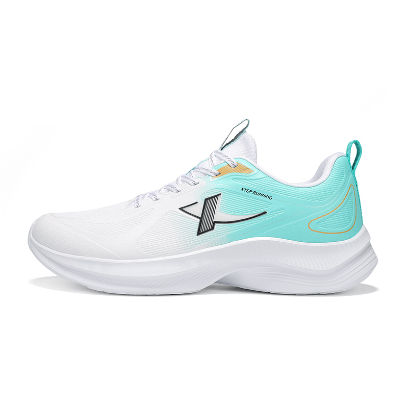 XTEP Cushioning Breathable Low top Casual Running Shoes Men’s Classic White Aurora Green