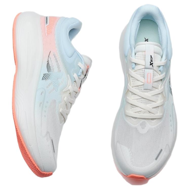 XTEP Abrasion Resistant Rebound Low top Running Shoes Women’s White Blue