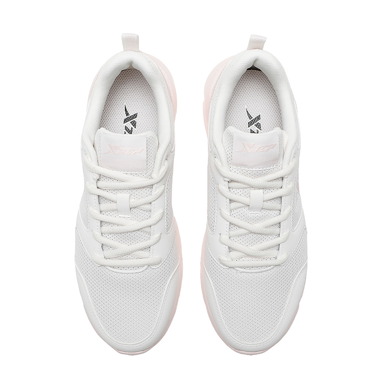 XTEP Breathable And Lightweight Low top Casual Running Shoes Women’s Sail White Pure Pink