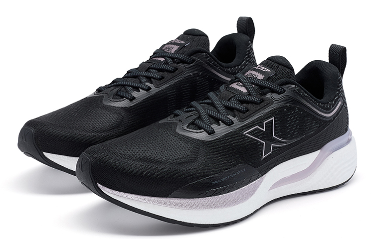 XTEP Abrasion Resistant Slip Resistant Low top Running Shoes Women’s Black/Smoke Purple