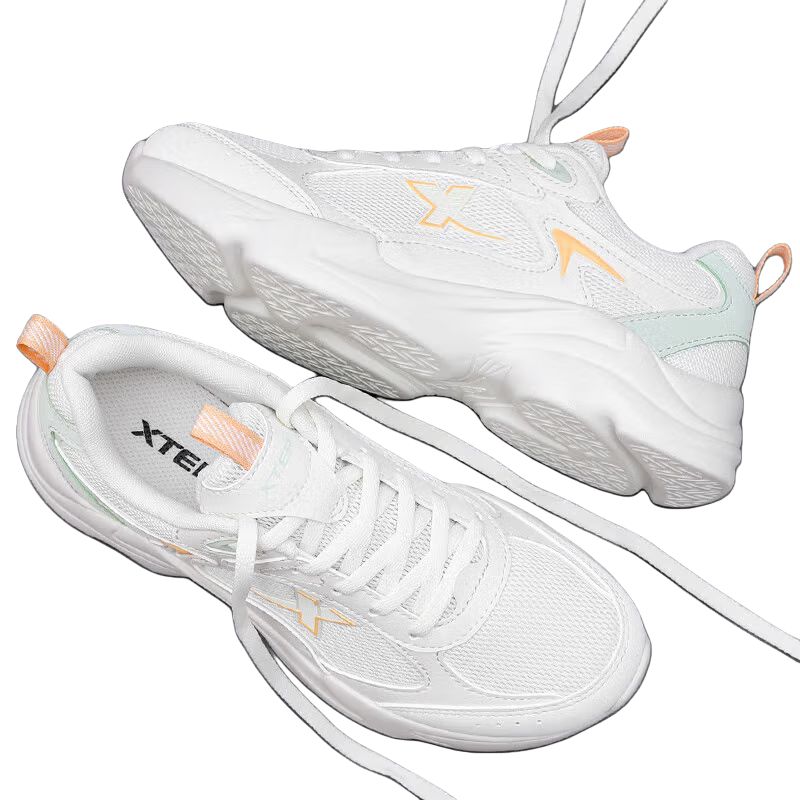 XTEP Hydrogen Wind Technology Breathable And Lightweight Low top Casual Running Shoes Women’s White Green