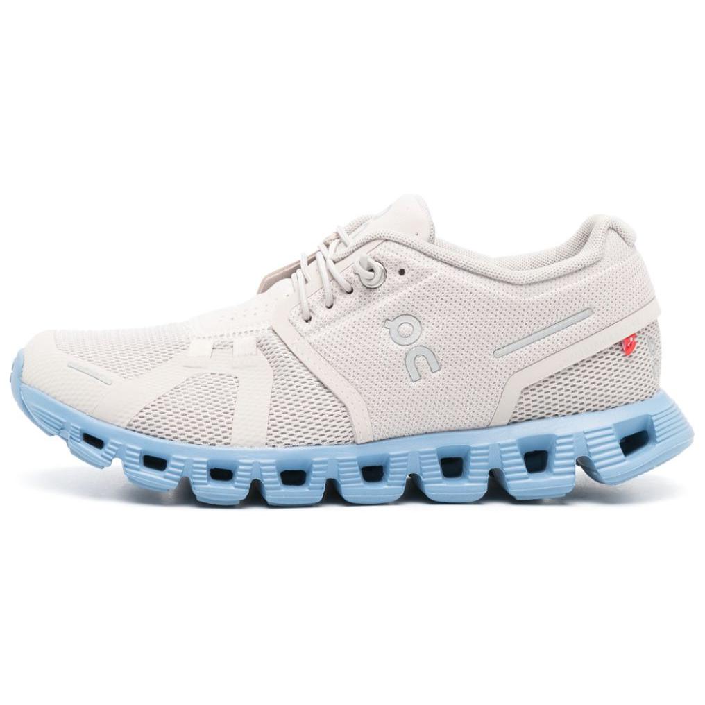 On Cloud 5 Low top Running Shoes Women’s Beige Blue