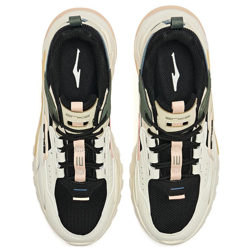 Erke Slip Resistant Abrasion Resistant Low top Running Shoes Women’s White Black