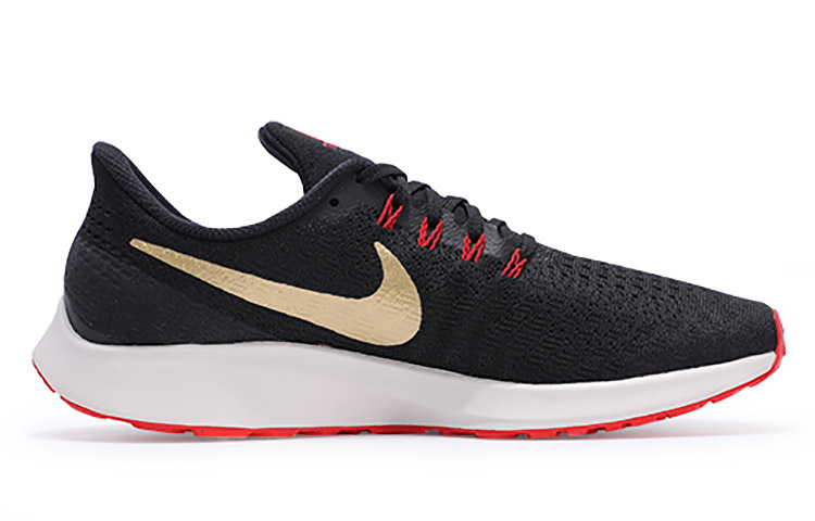 Мужские кроссовки Nike Pegasus 35 OG (черно-золото-красные) — фото 2