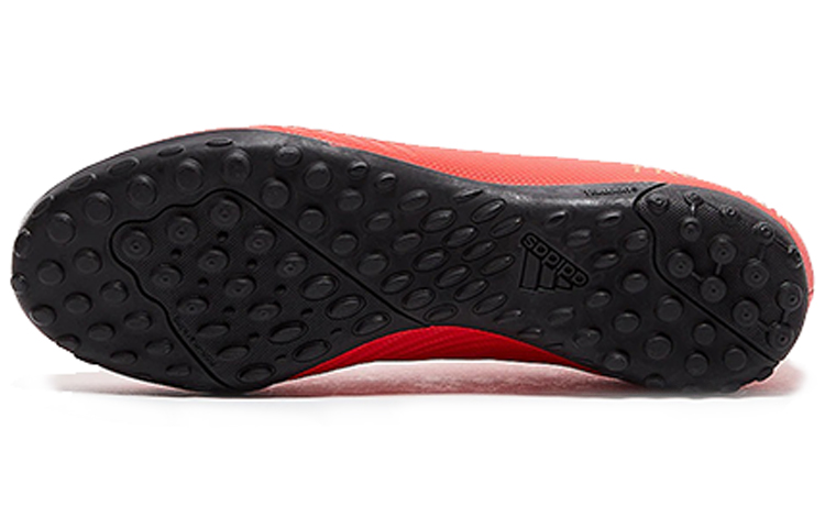 Мужские кроссовки adidas Predator19.4 TF (красно-черные) — фото 6