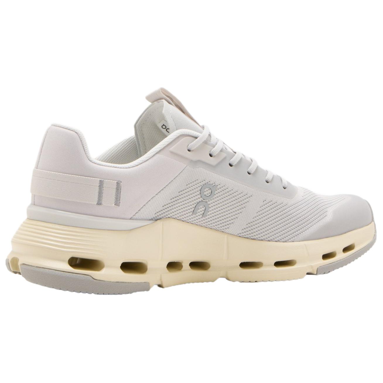 Cloudnova Form 2 Wmns On Tt ‘Wolf Cream’ Women’s