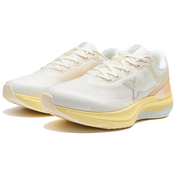 XTEP Cushioning Rebound Low top Running Shoes Women’s White Orange