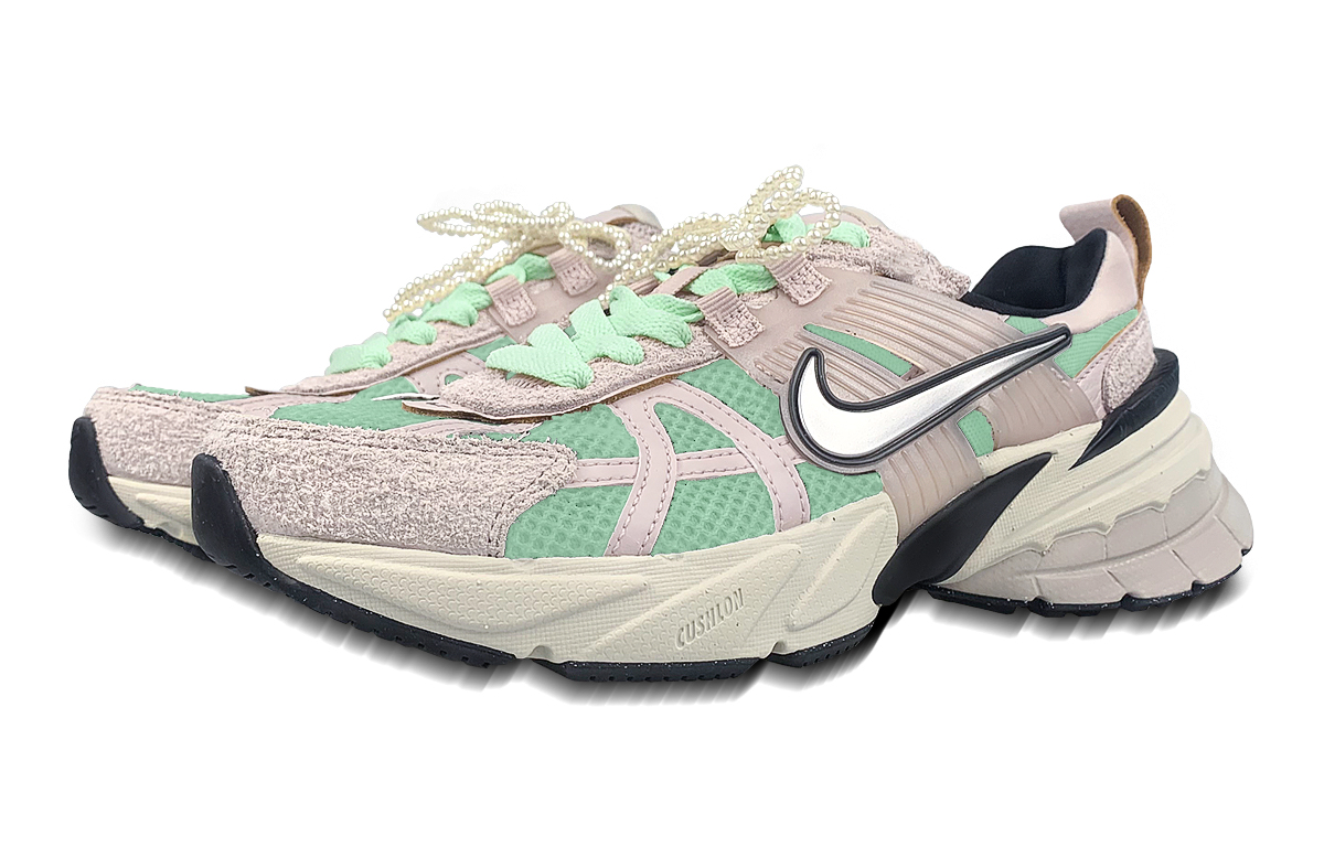 Nike V2K Run Slip Resistant Abrasion Resistant Low top Running Shoes Women’s Green Pink