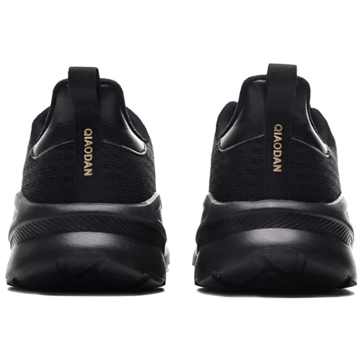 QIAODAN Cushioning Breathable Lightweight Low top Running Shoes Men’s Black Gold