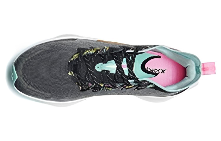XTEP Light Pro Rebound Cushioning Breathable Running Shoes Women’s Black Green
