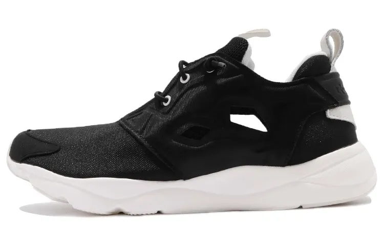 Reebok Furylite Cozy Wear Resistant Black