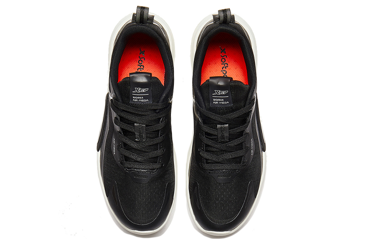 XTEP Lightweight Low top Running Shoes Women’s Black