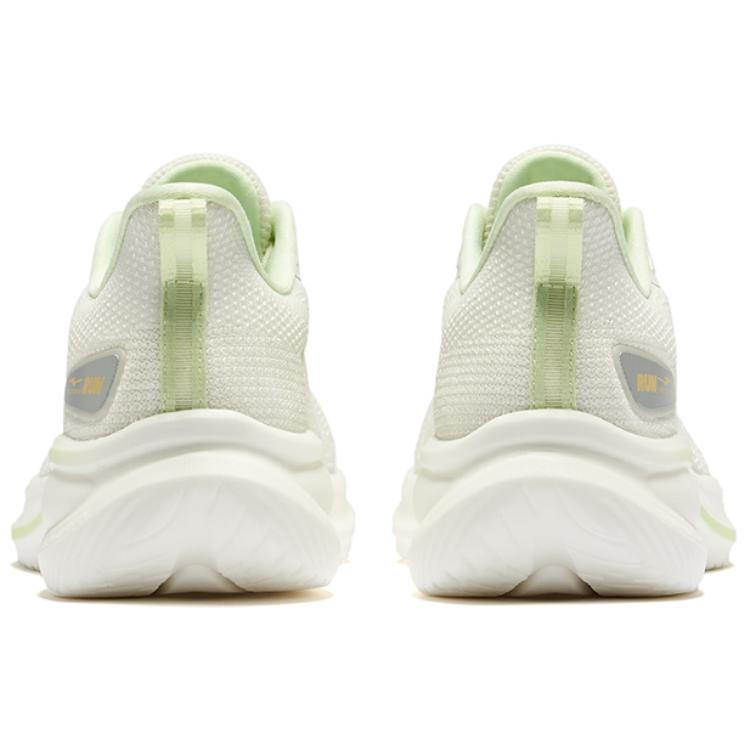 Erke Cushioning Abrasion Resistant Cushioning, Wear Resistant Low top Running Shoes Women’s White Green