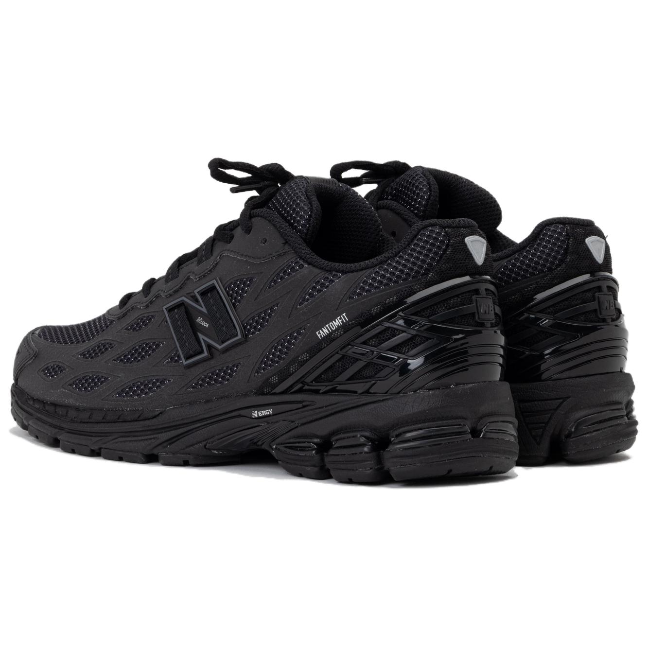 1906 New BalanceW ‘Triple Black’